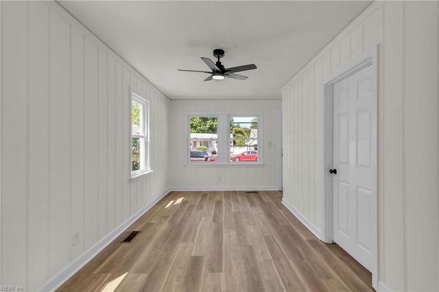 2801 Evergreen PL, Portsmouth, VA 23704