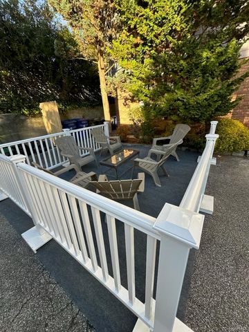 76 Bayview Avenue A, Northport, NY 11768