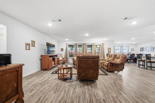 365 Merlin Court, Crestview, FL 32539