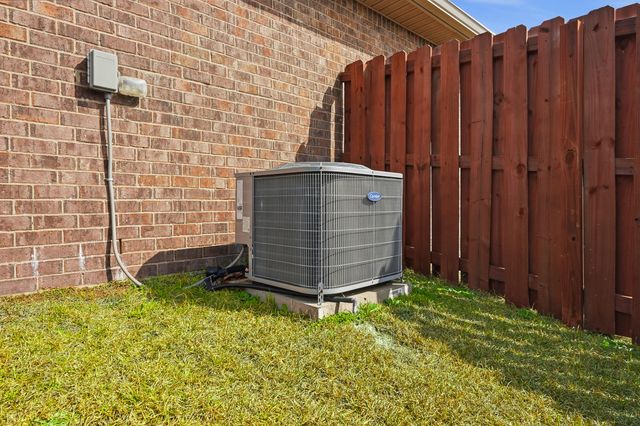 365 Merlin Court, Crestview, FL 32539