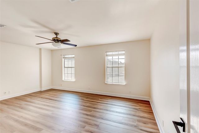 8116 Forest Heights LN, Austin, TX 78749