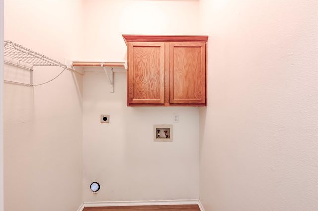8116 Forest Heights LN, Austin, TX 78749