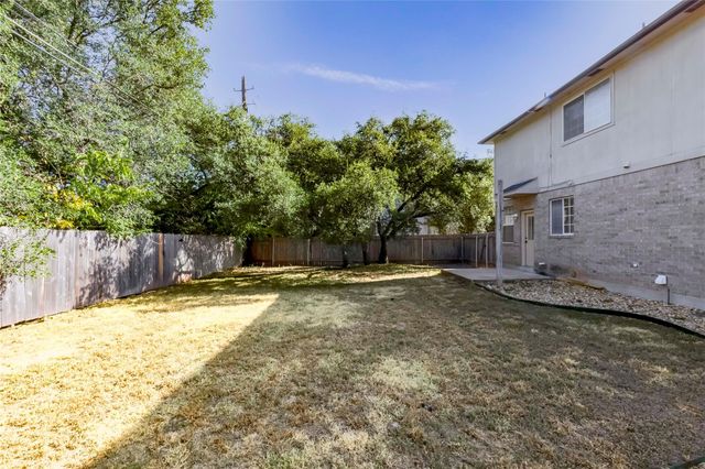 8116 Forest Heights LN, Austin, TX 78749