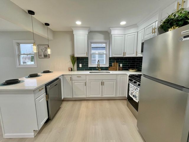 480 W 23rd Avenue, Gary, IN 46407