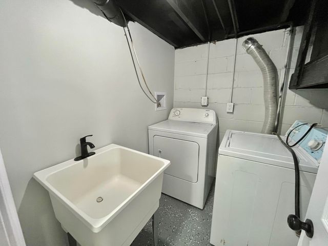 480 W 23rd Avenue, Gary, IN 46407