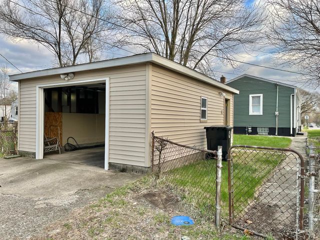 480 W 23rd Avenue, Gary, IN 46407