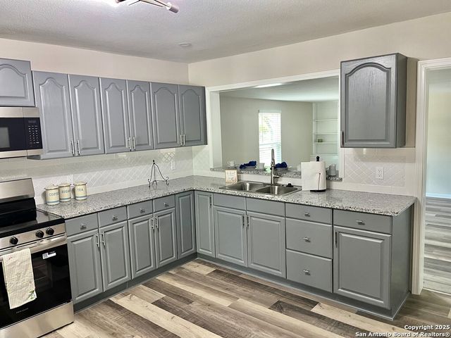 1210 N Polk, Beeville, TX 78102