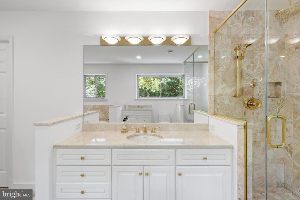 Image 15 of property listing at 7010 OREGON AVE NW, Washington, DC 20015