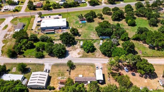 108 Angela Street, Azle, TX 76020