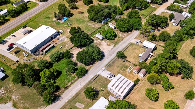 108 Angela Street, Azle, TX 76020
