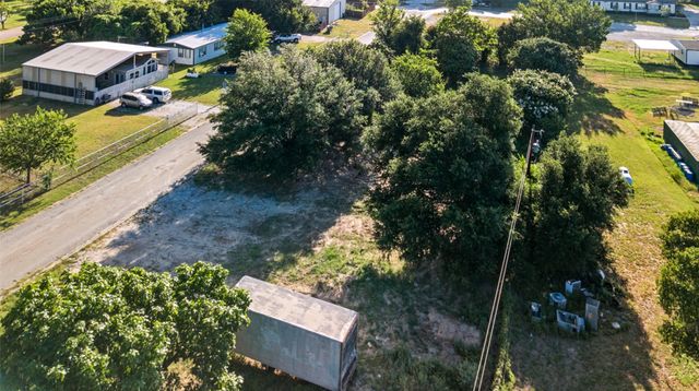 108 Angela Street, Azle, TX 76020