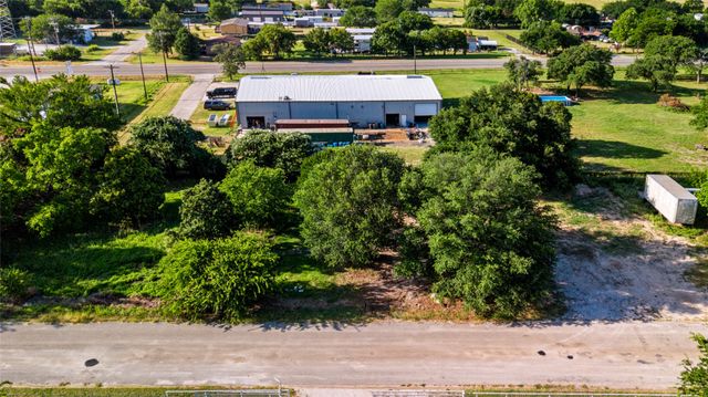 108 Angela Street, Azle, TX 76020