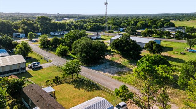 108 Angela Street, Azle, TX 76020