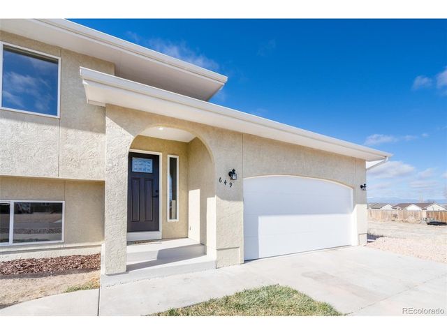 649 S Bond Dr E, Pueblo West, CO 81007