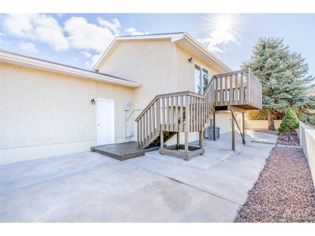 649 S Bond Dr E, Pueblo West, CO 81007