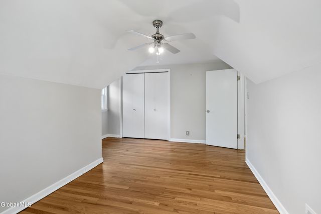 2324 Niskayuna Drive, Niskayuna, NY 12309