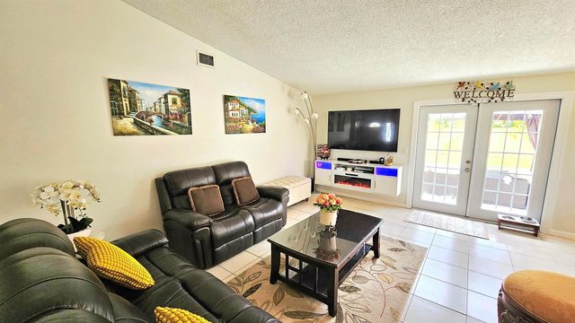 4679 Appaloosa Street, West Palm Beach, FL 33417