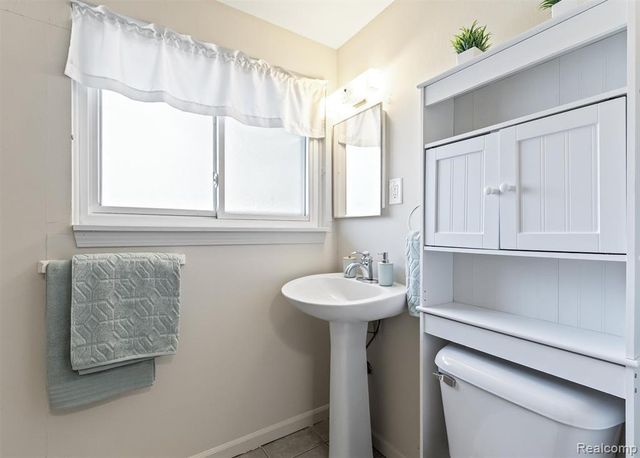 18300 Melvin Street, Livonia, MI 48152