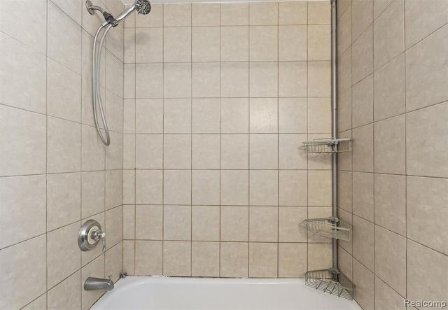 18300 Melvin Street, Livonia, MI 48152