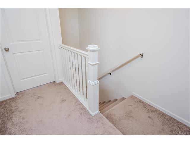 3070 Kilmer Avenue, Troy, MI 48083