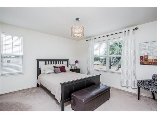 3070 Kilmer Avenue, Troy, MI 48083