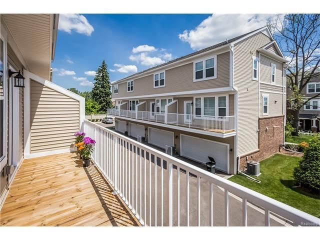 3070 Kilmer Avenue, Troy, MI 48083