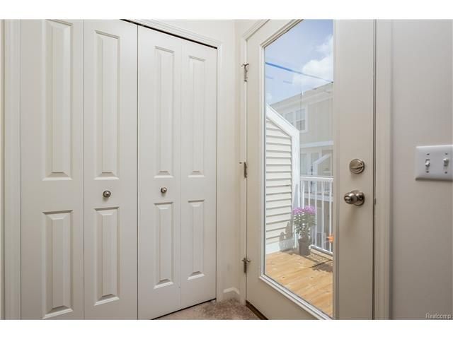 3070 Kilmer Avenue, Troy, MI 48083
