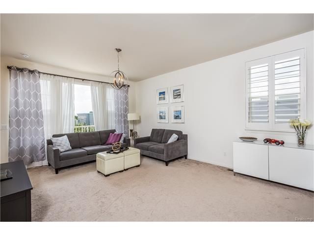 3070 Kilmer Avenue, Troy, MI 48083