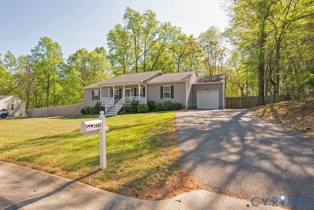 2642 Flat Top Dr, North Prince George, VA 23860