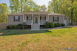 2642 Flat Top Dr, North Prince George, VA 23860