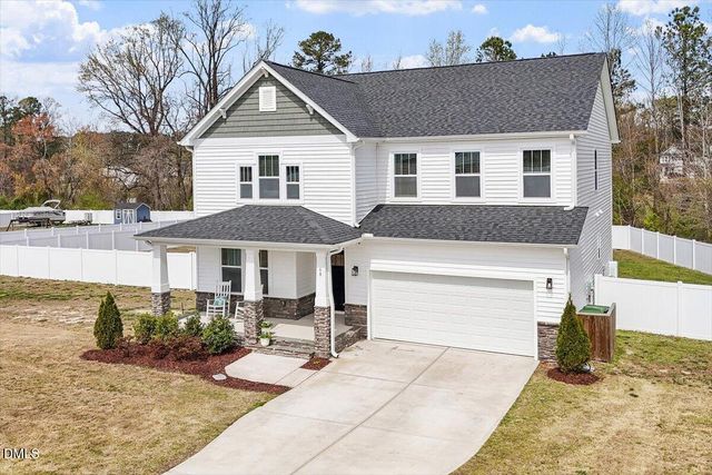 68 Salem Village Drive, Fuquay Varina, NC 27526