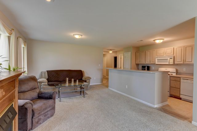 2515 Longwood Drive 102, Highland, IN 46322