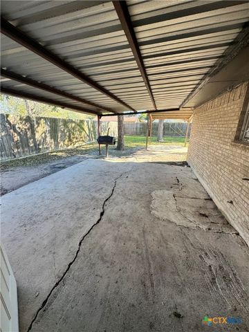 4602 Dahlia Lane, Victoria, TX 77904