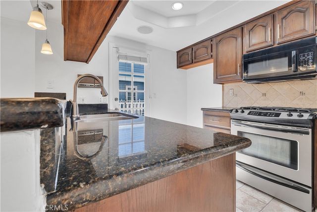 313 N Broadway 9, Redondo Beach, CA 90277