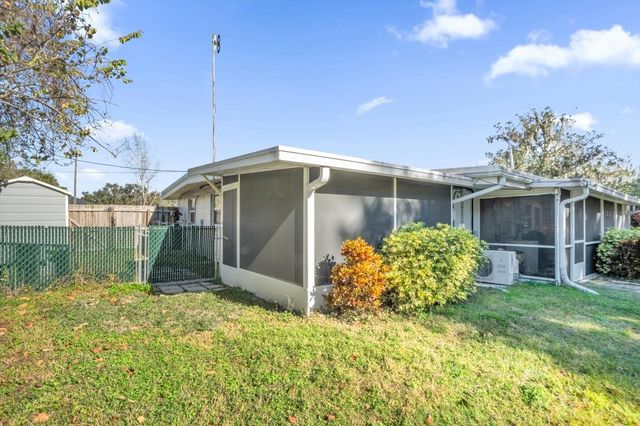 8150 SPRING DRIVE, Yalaha, FL 34797