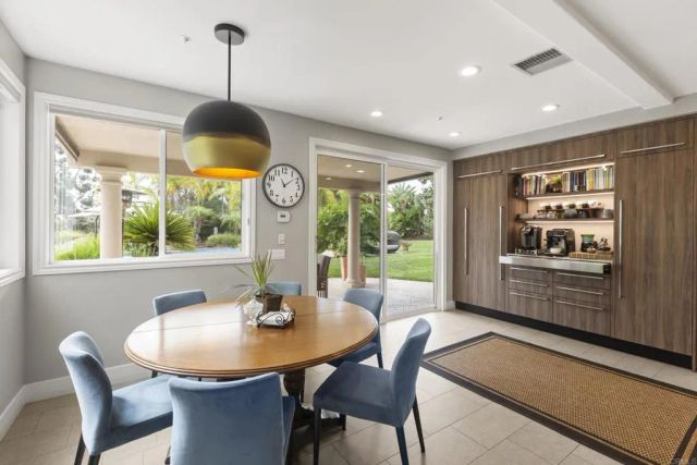 6805 FARMS VIEW, San Diego, CA 92067