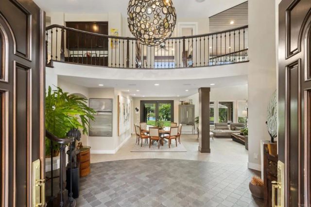 6805 FARMS VIEW, San Diego, CA 92067