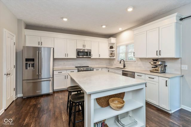 14806 Rosebud Drive, Noblesville, IN 46060