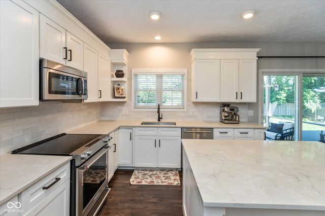 14806 Rosebud Drive, Noblesville, IN 46060