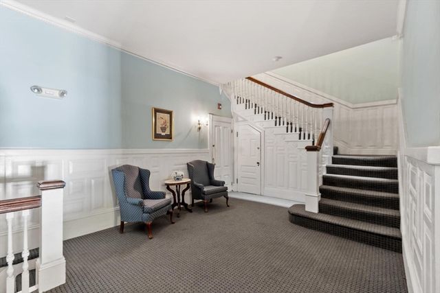462 Beacon St 31, Boston, MA 02115