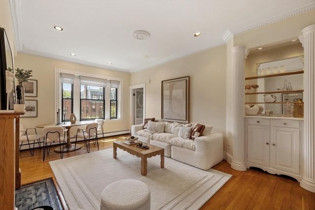 462 Beacon St 31, Boston, MA 02115