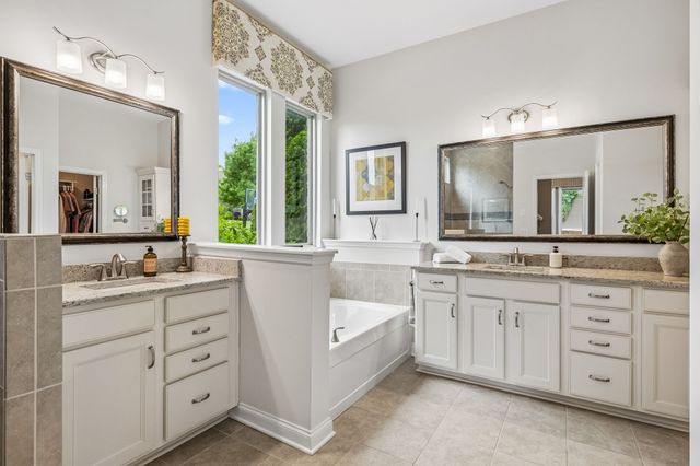 428 Larkhill Ln, Nolensville, TN 37135