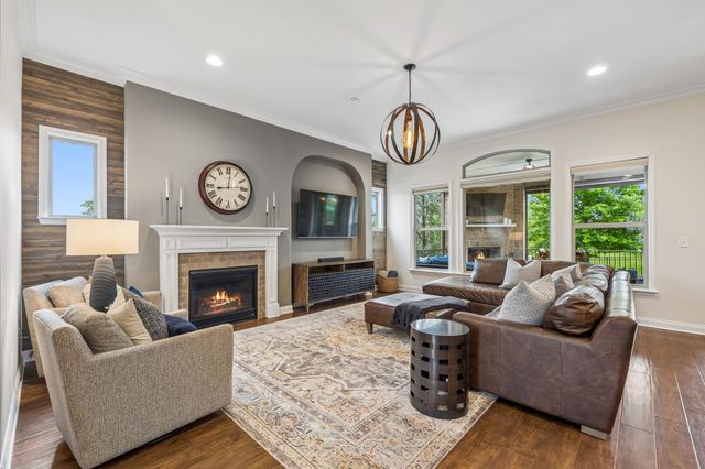 428 Larkhill Ln, Nolensville, TN 37135