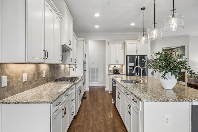428 Larkhill Ln, Nolensville, TN 37135