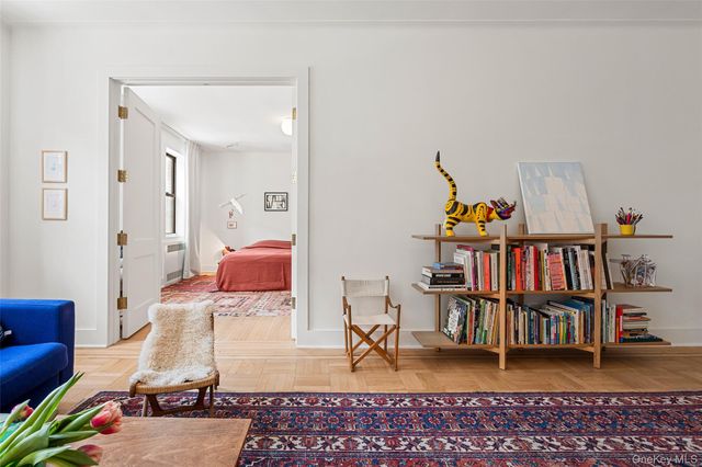 385 Argyle Road 2G, Brooklyn, NY 11218