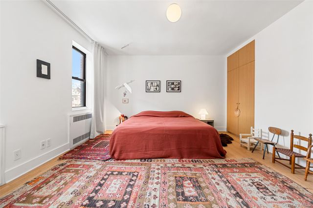 385 Argyle Road 2G, Brooklyn, NY 11218