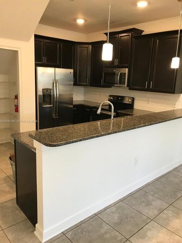 3348 Rodrick Circle, Orlando, FL 32824