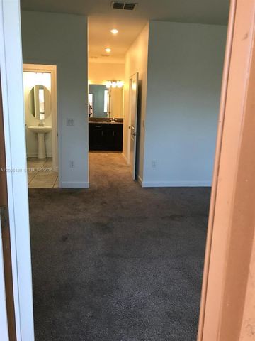 3348 Rodrick Circle, Orlando, FL 32824