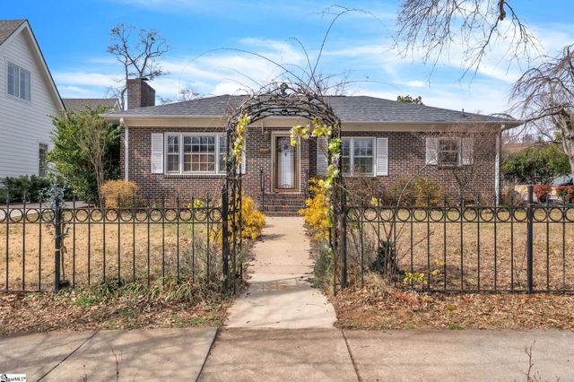 300 W Prentiss Avenue, Greenville, SC 29605