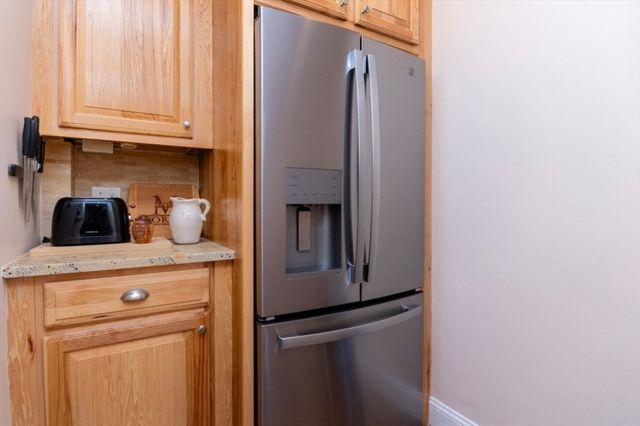 33 Pierce Ave 1, Boston, MA 02122